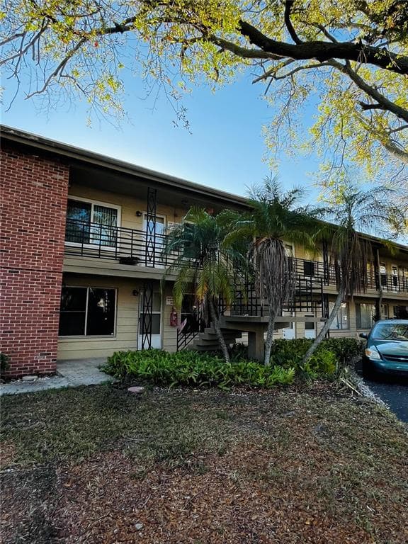 1257 DREW STREET UNIT 12 CLEARWATER, FL 33755