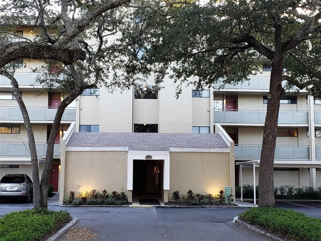 13626 GREENFIELD DRIVE UNIT 407 TAMPA, FL 33618
