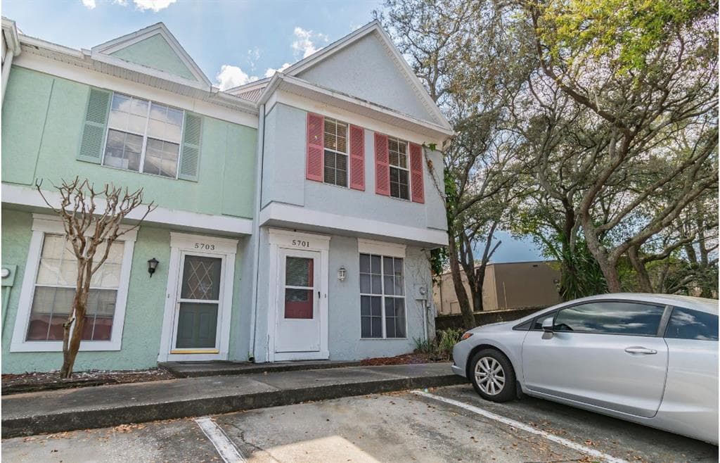 5701 DALDEN DRIVE UNIT 5701 TEMPLE TERRACE, FL 33617