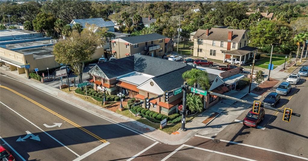 29 N PINELLAS AVENUE