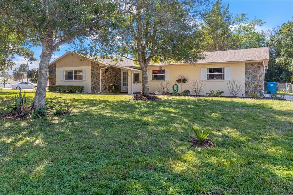 10140 CARRIN ROAD SPRING HILL, FL 34608