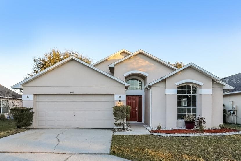 2536 CROWN RIDGE CIRCLE KISSIMMEE, FL 34744