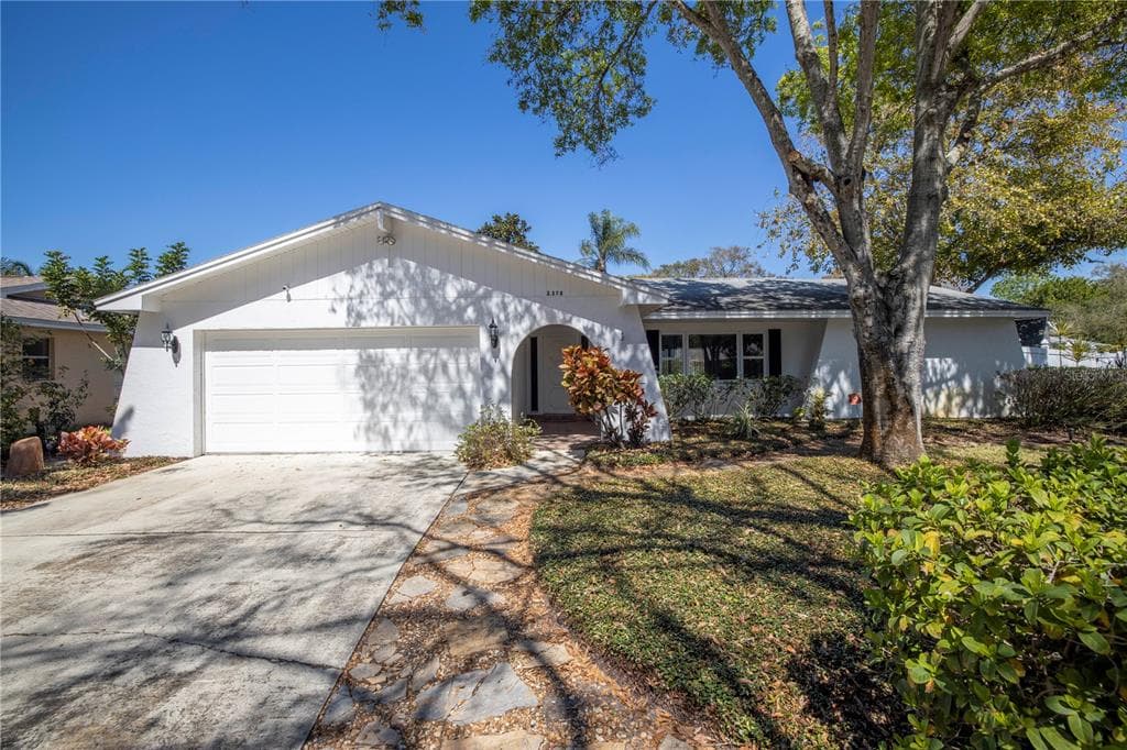 2378 REPUBLIC DRIVE DUNEDIN, FL 34698