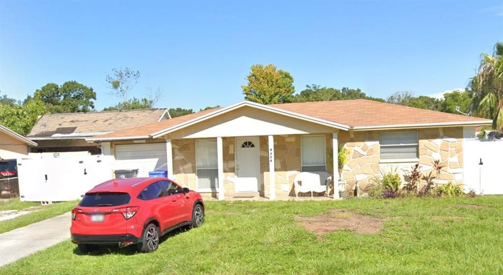 8334 GARRISON CIRCLE TAMPA, FL 33615