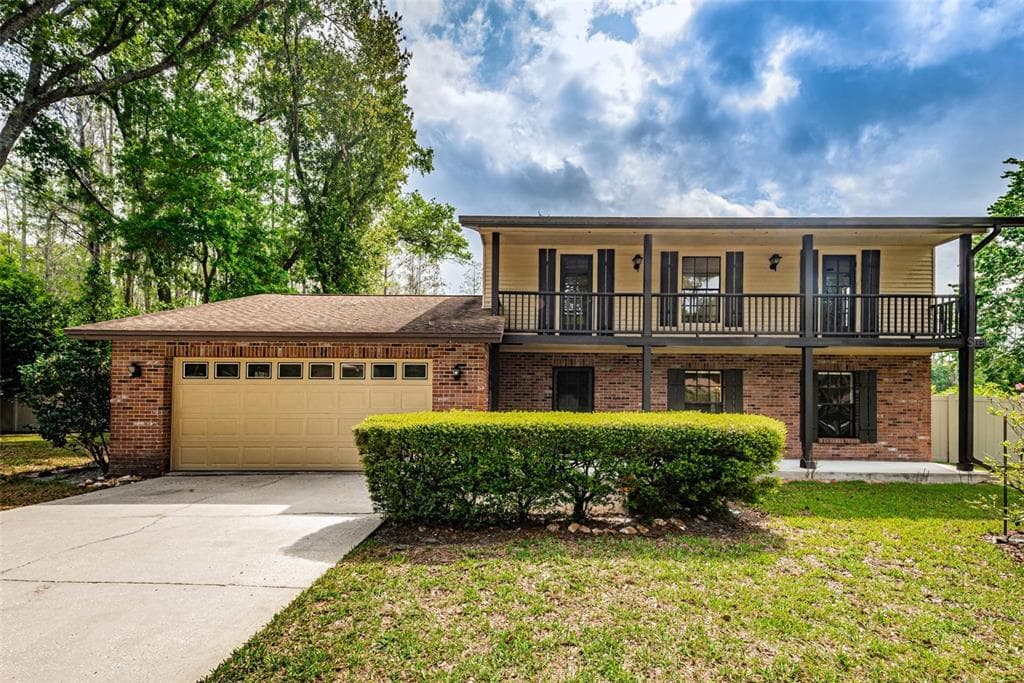 17001 SHADY PINES DRIVE