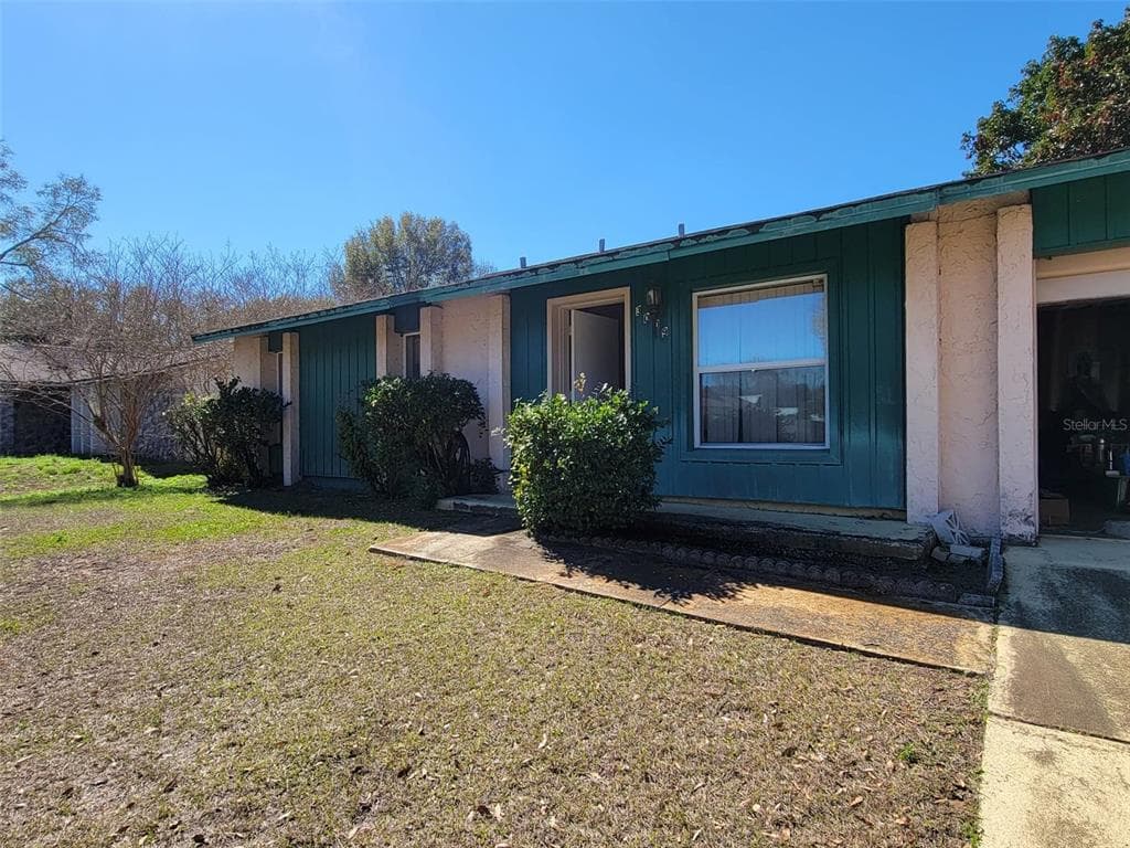 3009 KING JOHN PLACE SEFFNER, FL 33584