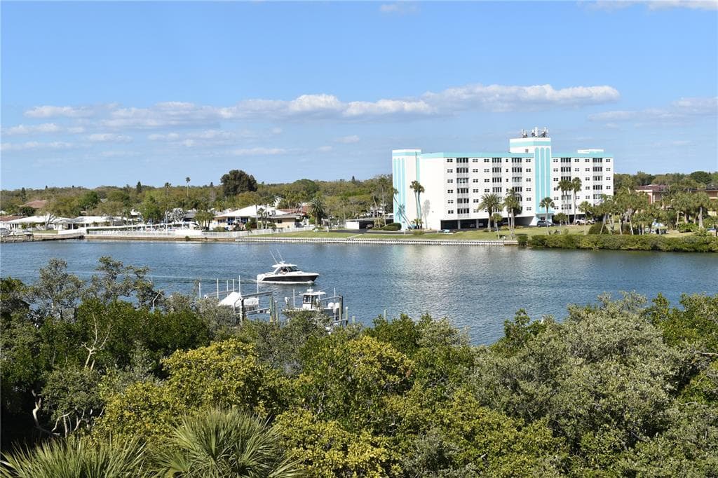 19925 GULF BOULEVARD UNIT 404 INDIAN SHORES, FL 33785