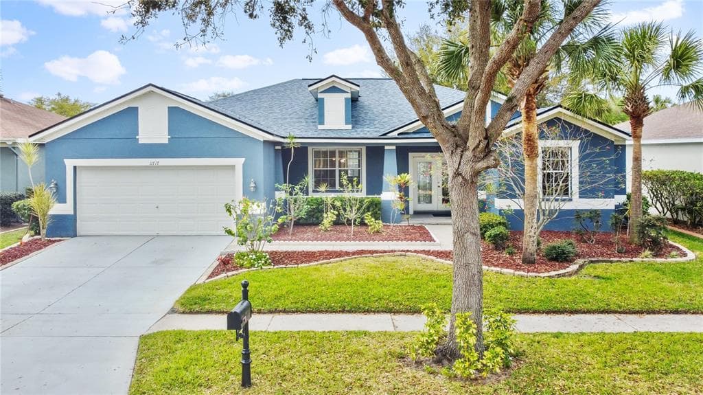 11717 HOLLY CREEK DRIVE RIVERVIEW, FL 33569