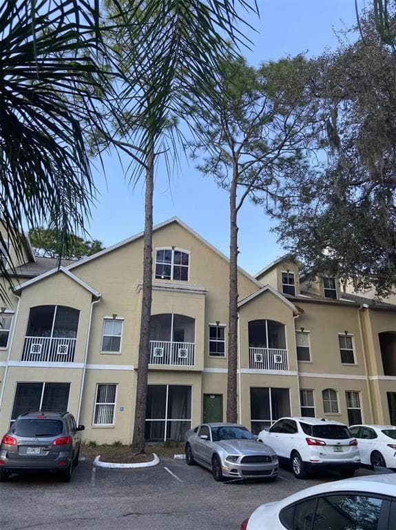 5043 SUNRIDGE PALMS DRIVE TAMPA, FL 33617