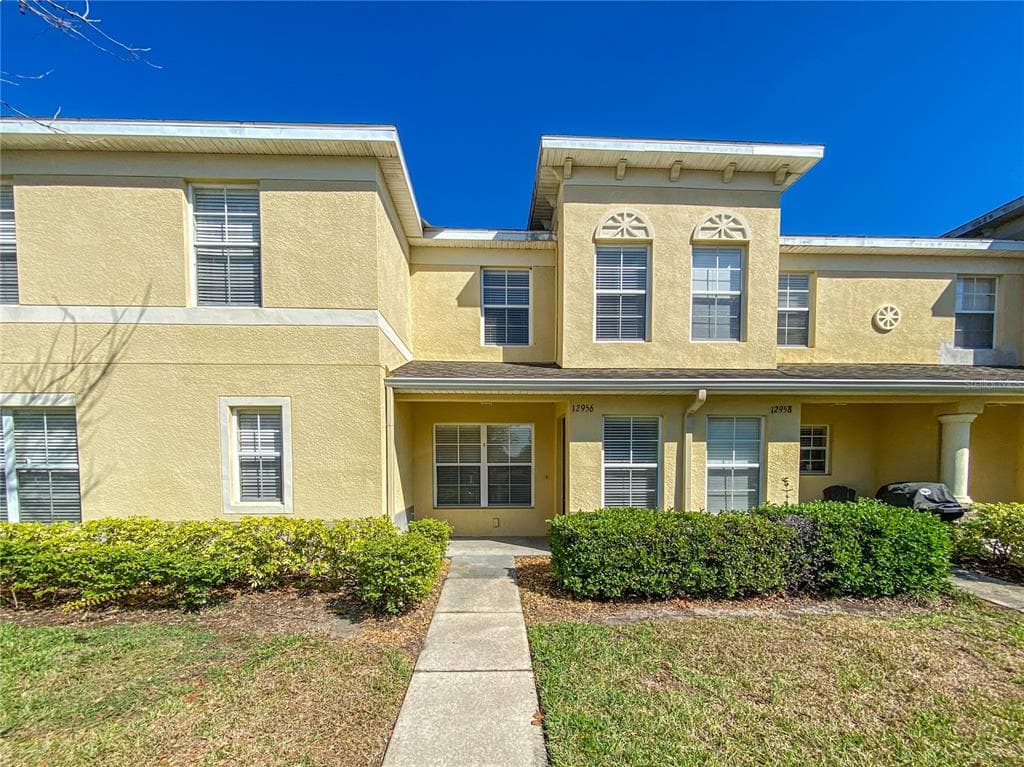 12956 TRADE PORT PLACE RIVERVIEW, FL 33579