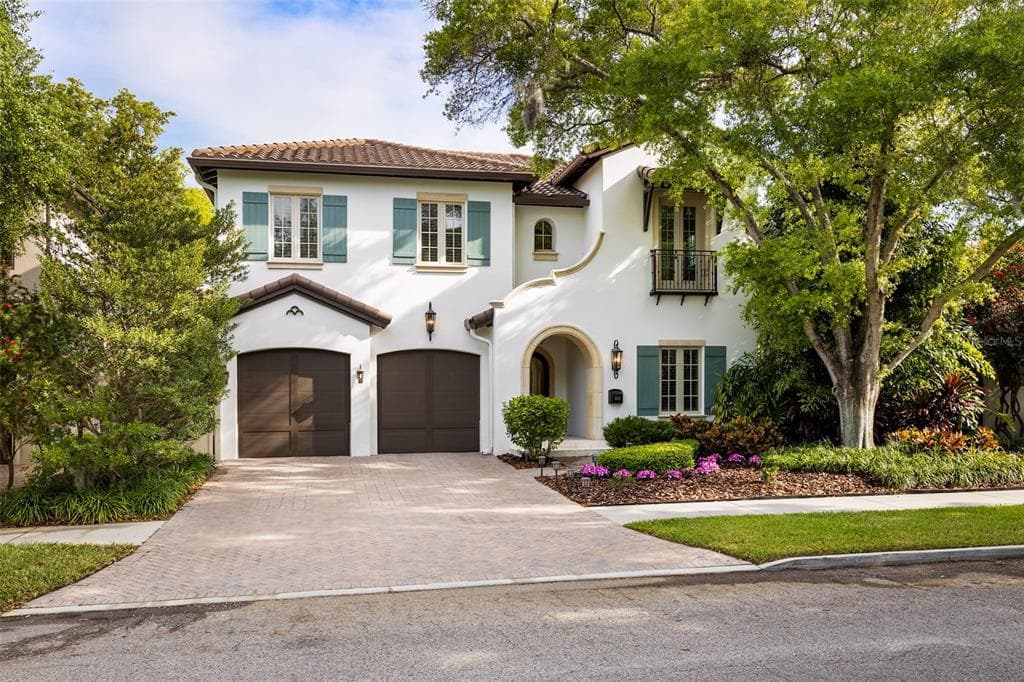 4525 W SWANN AVENUE TAMPA, FL 33609