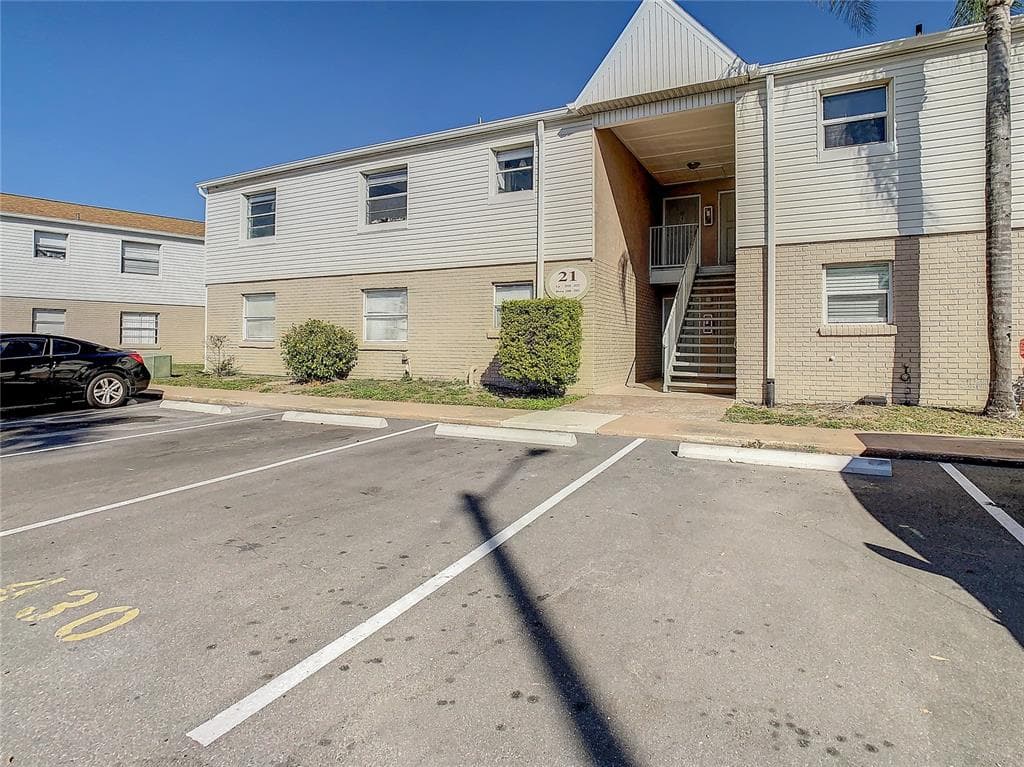 7210 N MANHATTAN AVENUE UNIT 2112 TAMPA, FL 33614