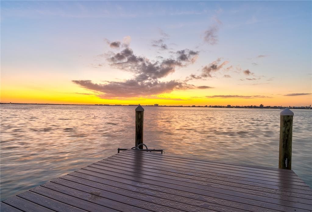 416 55TH AVENUE ST PETE BEACH, FL 33706