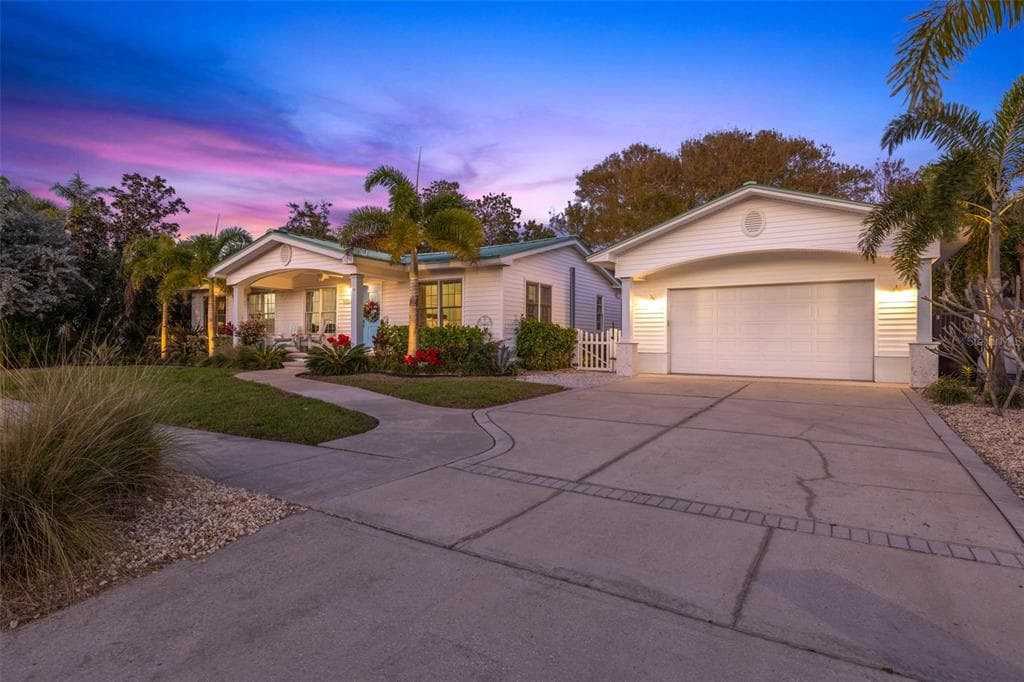 759 LANTANA AVENUE CLEARWATER, FL 33767