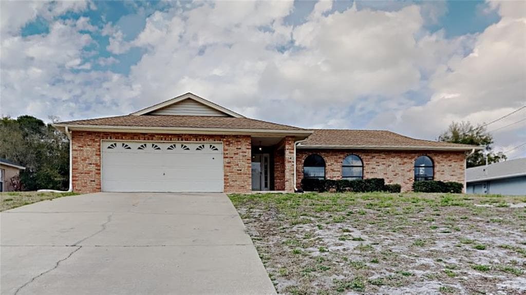 1614 W AKRON DRIVE DELTONA, FL 32725