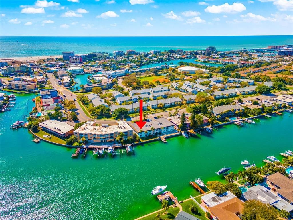 11655 3RD STREET E UNIT 6 TREASURE ISLAND, FL 33706