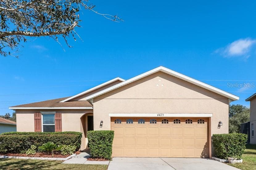 4429 FIELDVIEW CIRCLE WESLEY CHAPEL, FL 33545