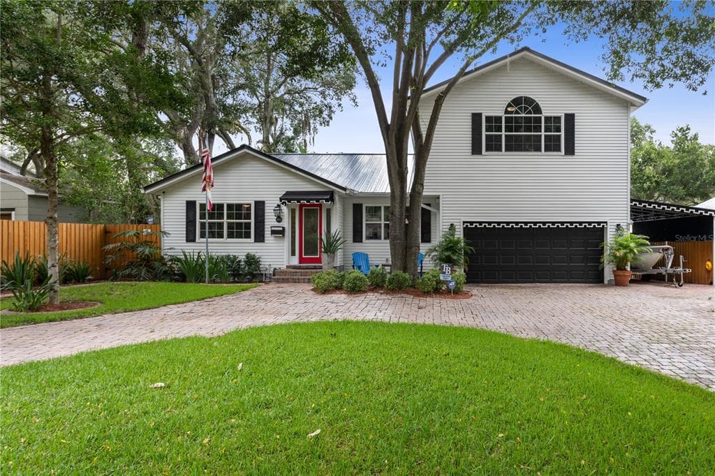 1015 MONTROSE BOULEVARD N ST PETERSBURG, FL 33703