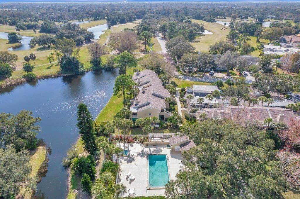 10811 INDIAN HILLS COURT UNIT 39 SEMINOLE, FL 33777