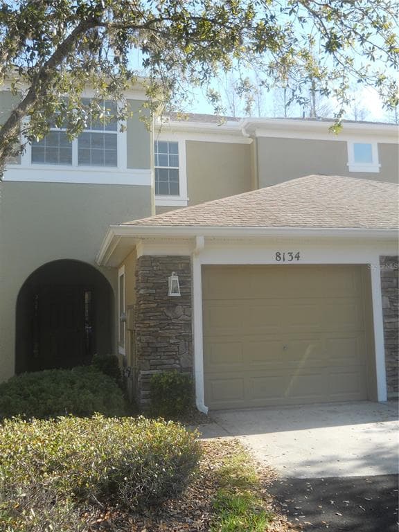 8134 STONE PATH WAY TAMPA, FL 33647