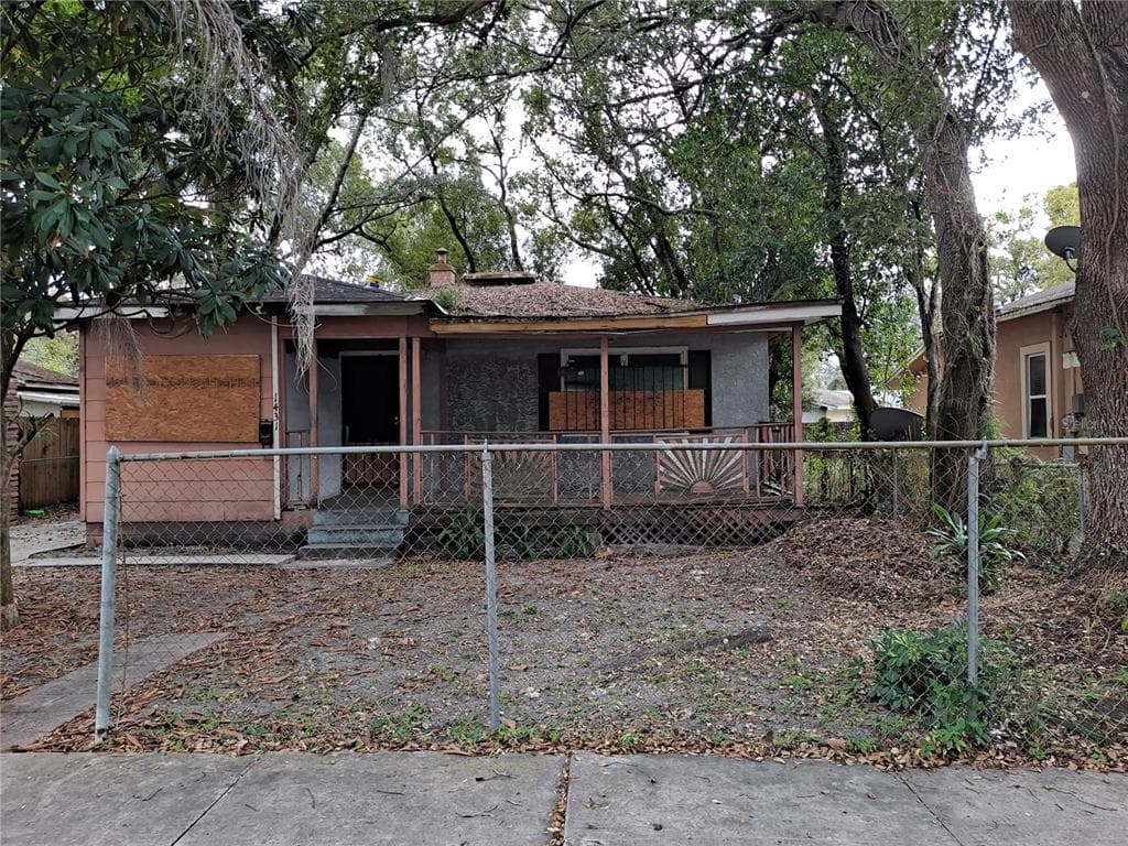 1431 E EMMA STREET