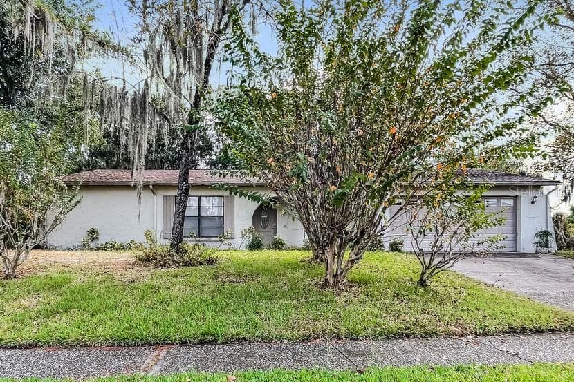3927 CASABA LOOP VALRICO, FL 33596