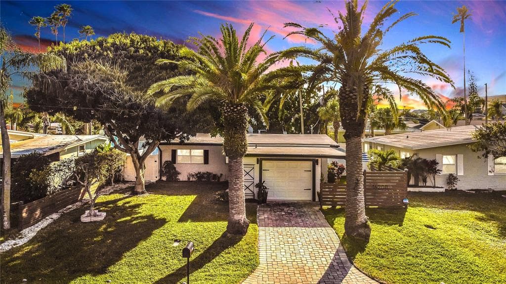 16208 2ND STREET E REDINGTON BEACH, FL 33708