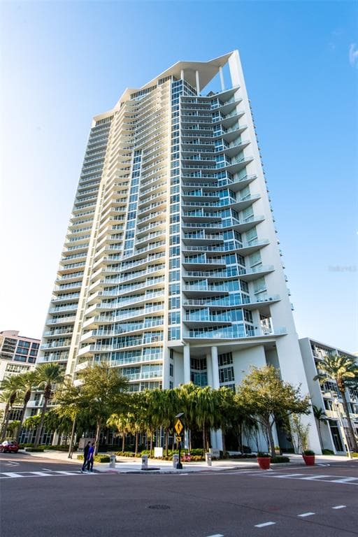 175 1ST STREET S UNIT 510 ST PETERSBURG, FL 33701