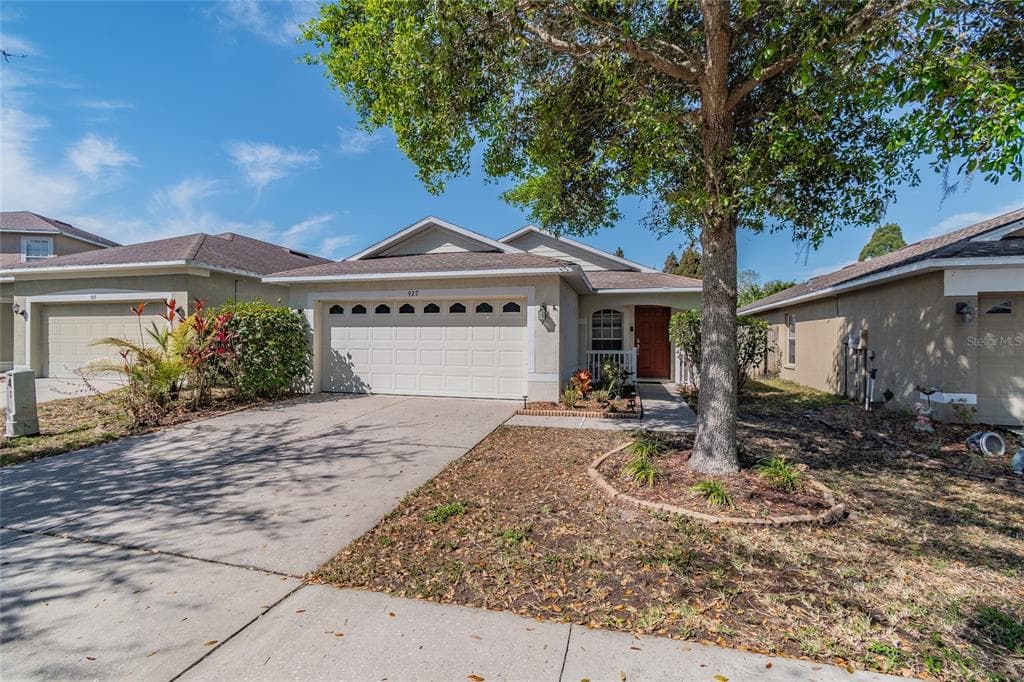 927 WINDTON OAK DRIVE RUSKIN, FL 33570