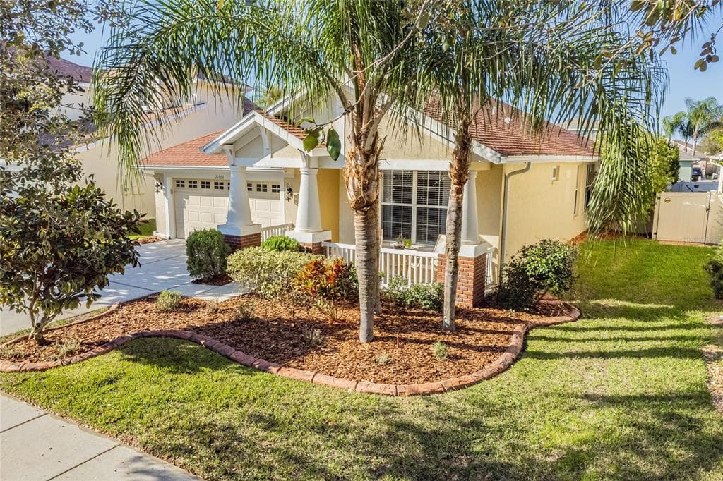 21703 GARDEN WALK LOOP LAND O LAKES, FL 34637