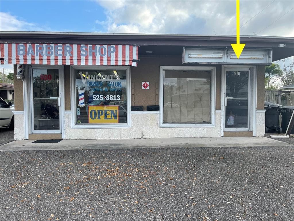 910 54TH AVENUE N ST PETERSBURG, FL 33703