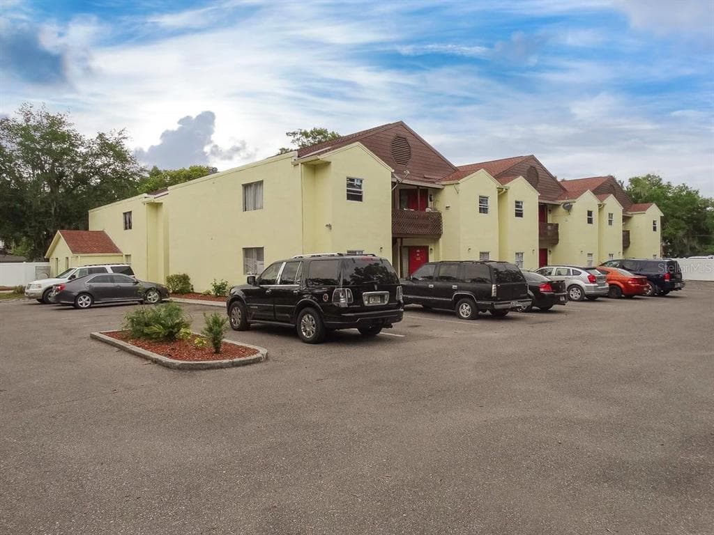111 PEARL STREET UNIT 113-1D PLANT CITY, FL 33563