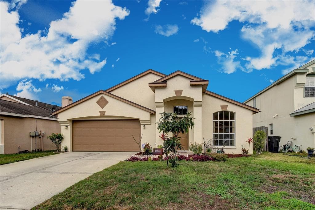 10205 CHARLESTON CORNER ROAD TAMPA, FL 33635