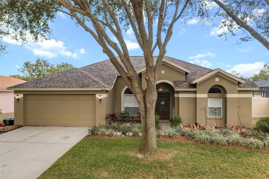 3814 TRIPLE JUMP STREET VALRICO, FL 33596