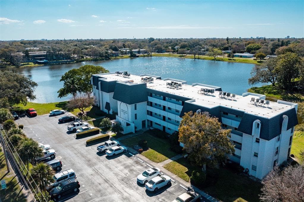 1200 37TH STREET N UNIT 101 ST PETERSBURG, FL 33713