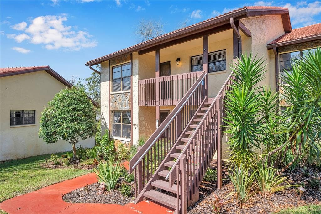 7705 FOREST TRL UNIT 5 PORT RICHEY, FL 34668