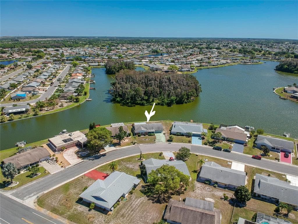 1417 SETON HALL DRIVE SUN CITY CENTER, FL 33573