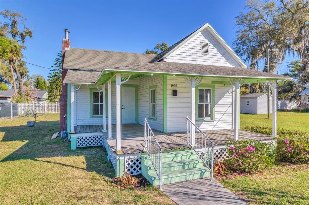 806 DRANE STREET NW PLANT CITY, FL 33563