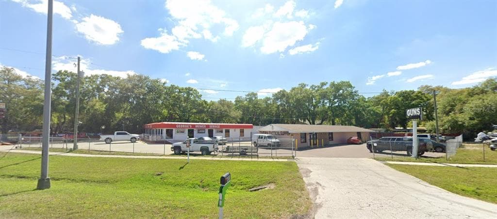 6613 US HIGHWAY 301 S