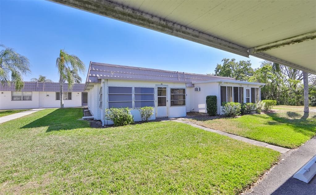 206 ANDOVER N UNIT 95 SUN CITY CENTER, FL 33573