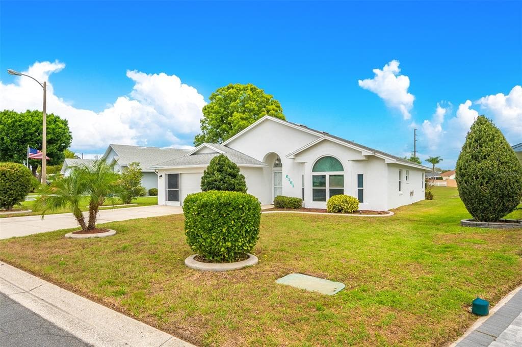 6151 CRANE DRIVE LAKELAND, FL 33809