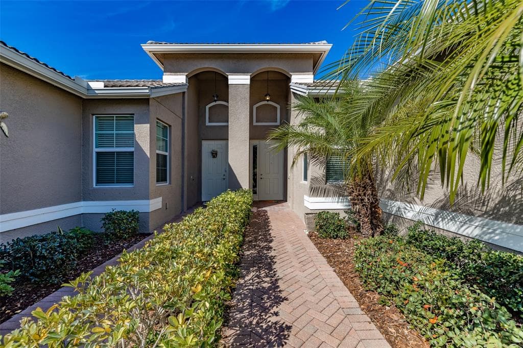 4711 MARBLE SPRINGS CIRCLE WIMAUMA, FL 33598