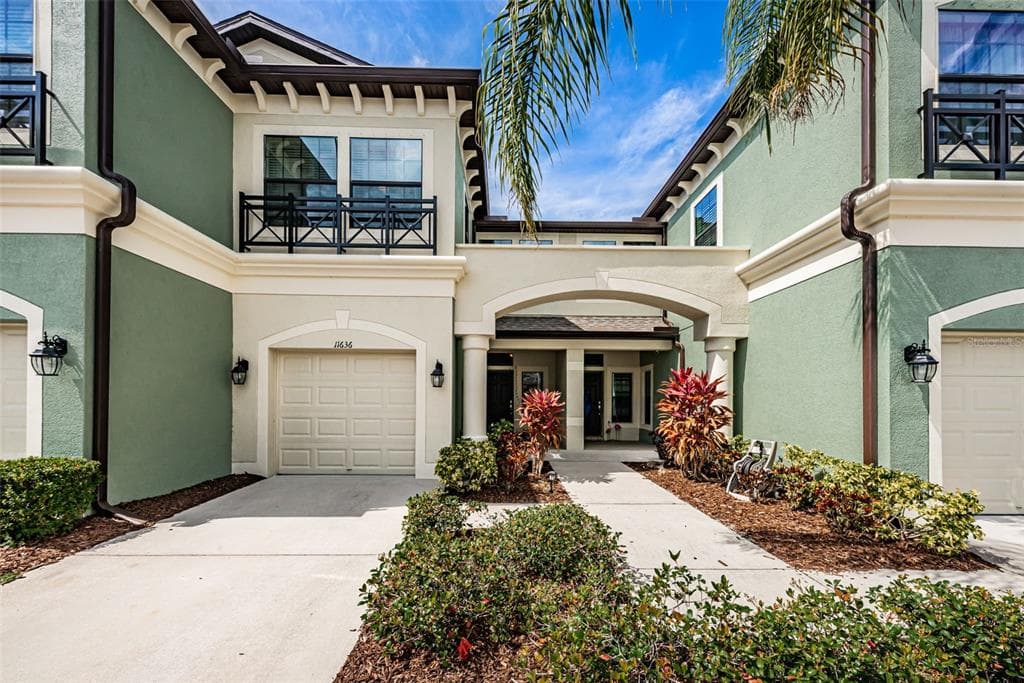 11636 CROWNED SPARROW LANE TAMPA, FL 33626