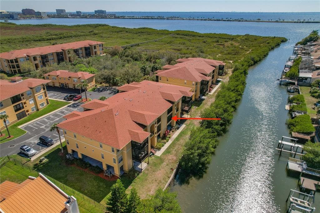 4316 BAYSIDE VILLAGE DRIVE UNIT 203 TAMPA, FL 33615