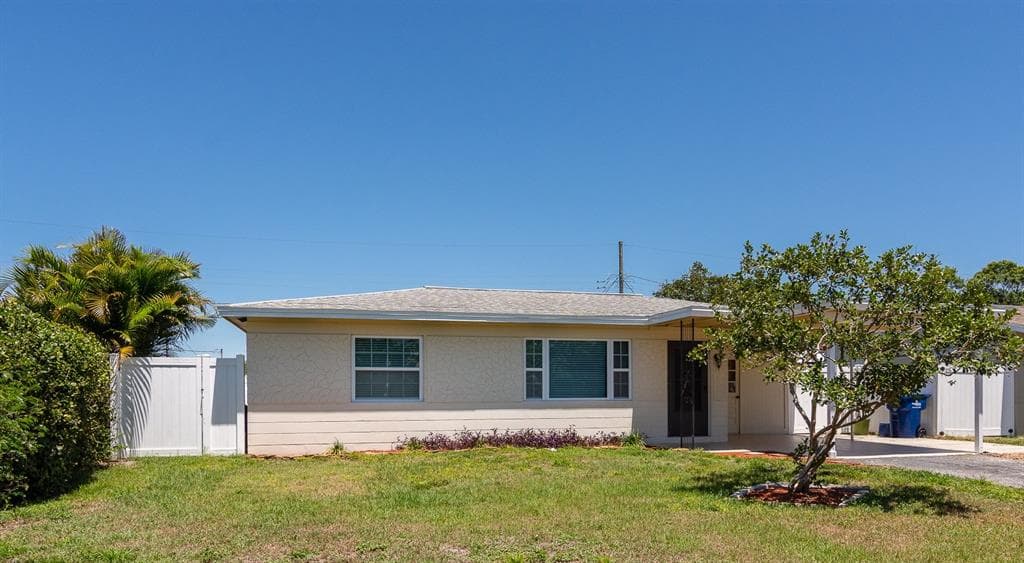 6365 43RD AVENUE N KENNETH CITY, FL 33709