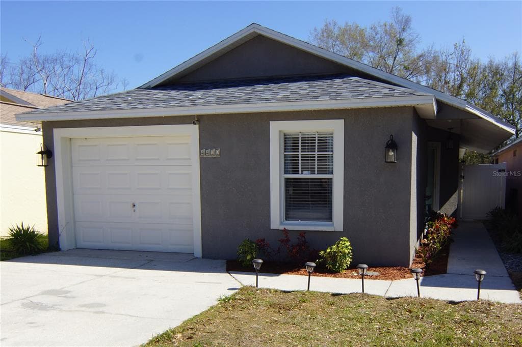 4422 VENICE DRIVE