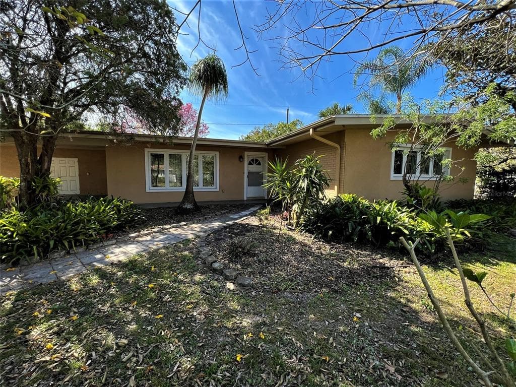 201 DRUID HILLS ROAD TEMPLE TERRACE, FL 33617