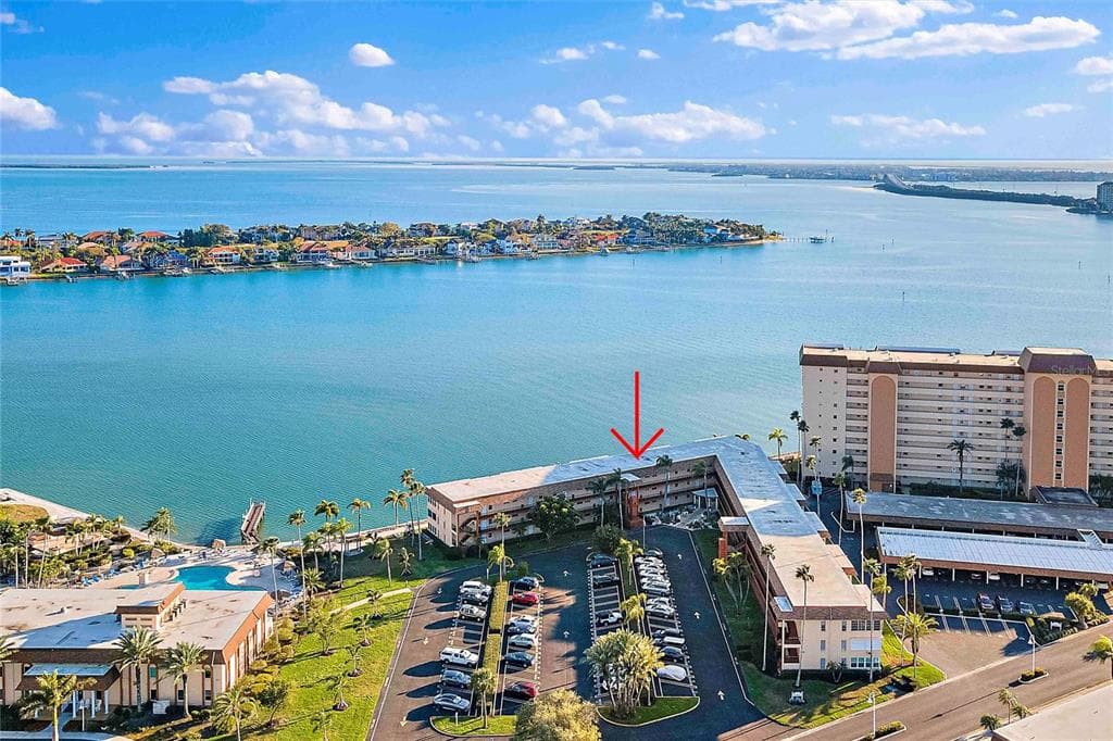 5020 BRITTANY DRIVE S UNIT 215 ST PETERSBURG, FL 33715