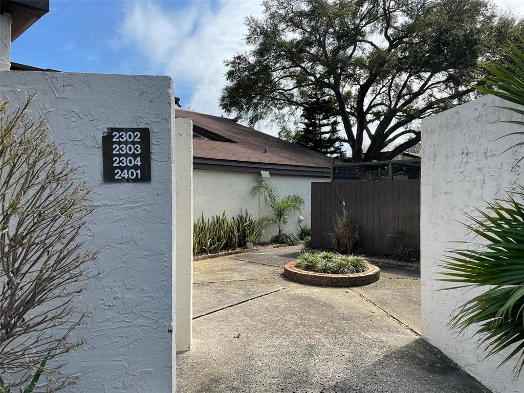 2095 SUNSET POINT ROAD UNIT 2304 CLEARWATER, FL 33765
