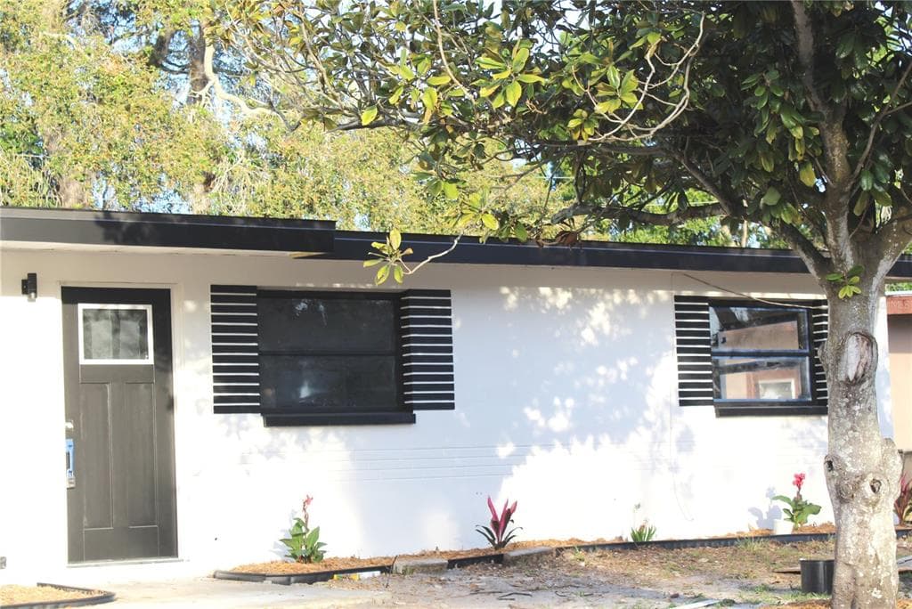 1420 POINCIANA DRIVE CLEARWATER, FL 33764